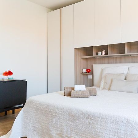 Alessia'S Flat - Sarpi 2 Apartment Milan Bagian luar foto