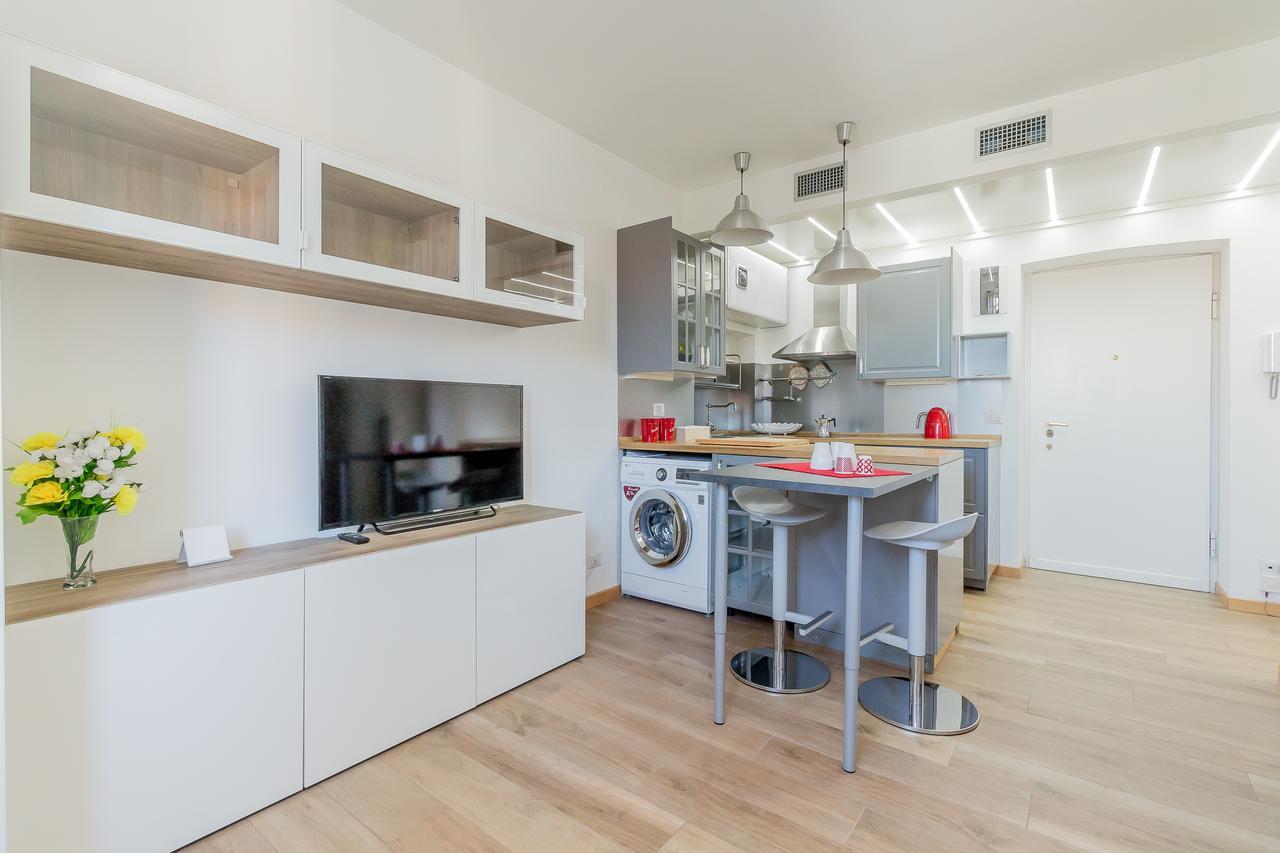 Alessia'S Flat - Sarpi 2 Apartment Milan Bagian luar foto
